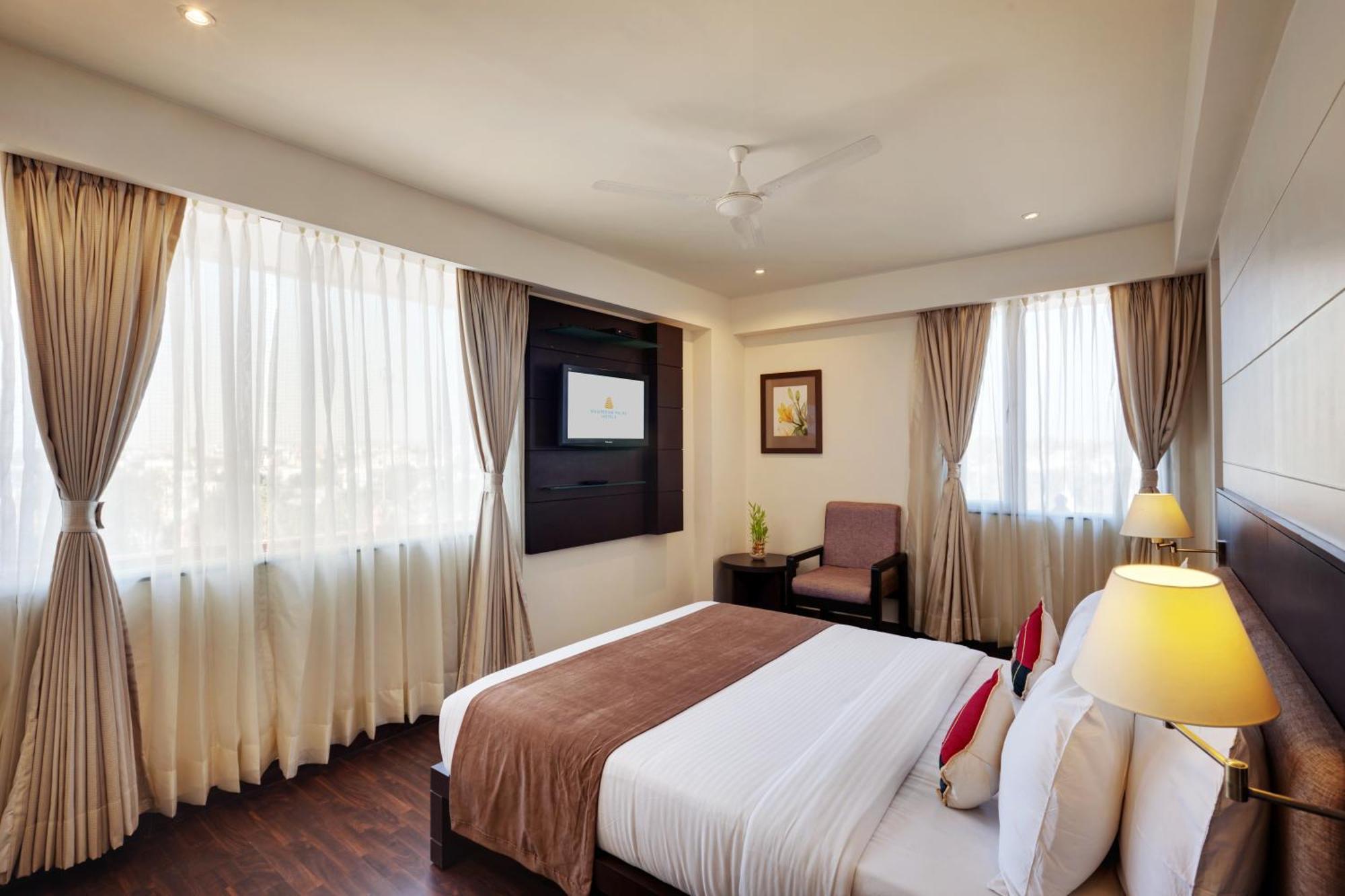 Whispering Palms Hotel Τζαϊπούρ Εξωτερικό φωτογραφία